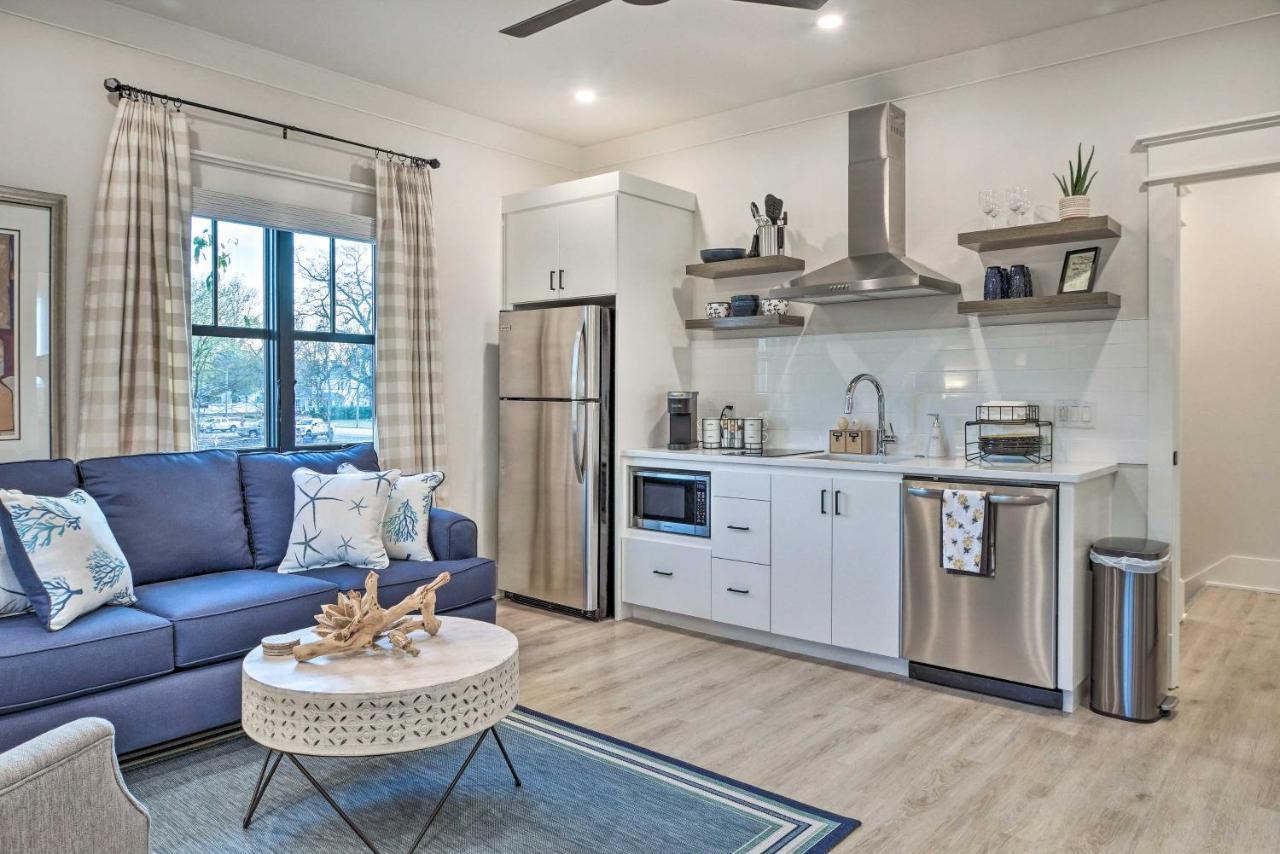 Airy Bentonville Studio Less Than 1 Mile To City Square! Exterior photo