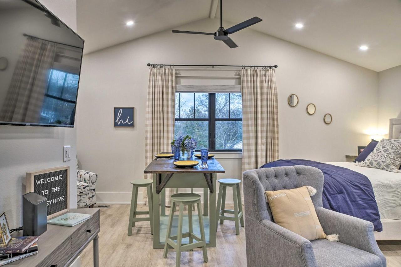 Airy Bentonville Studio Less Than 1 Mile To City Square! Exterior photo
